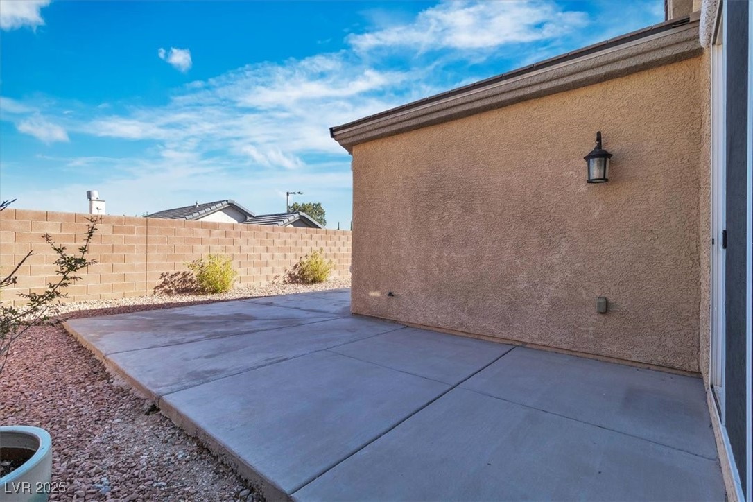 11253 Revelry Lane Property Photo 29