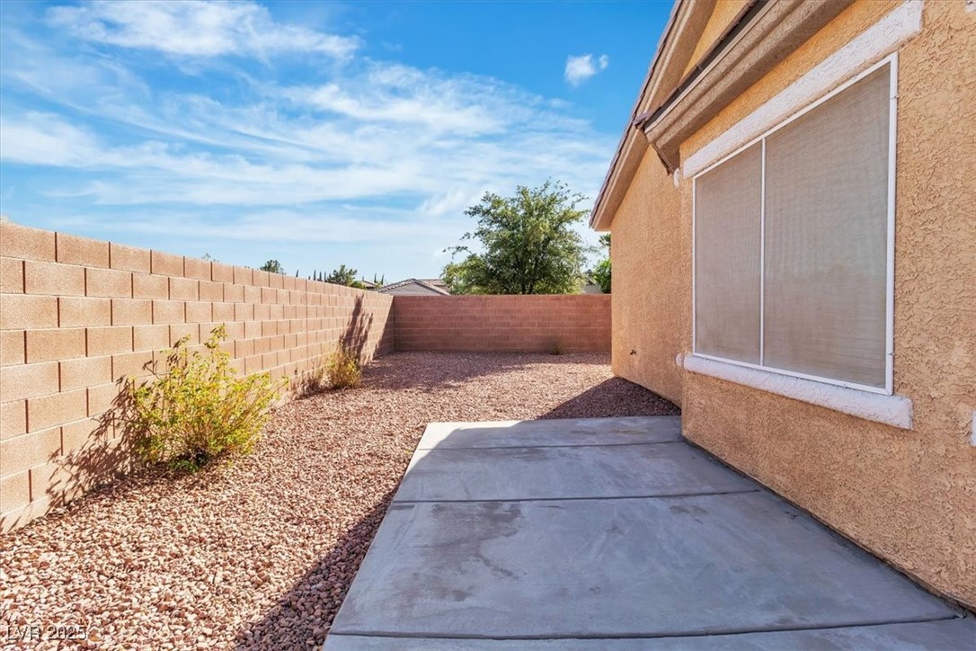 11253 Revelry Lane Property Photo 31