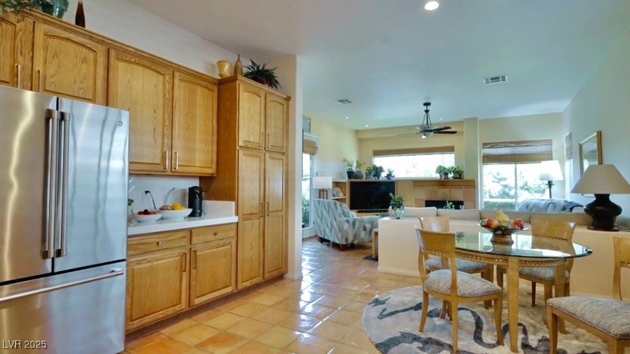 10320 Luxembourg Avenue Property Photo 17