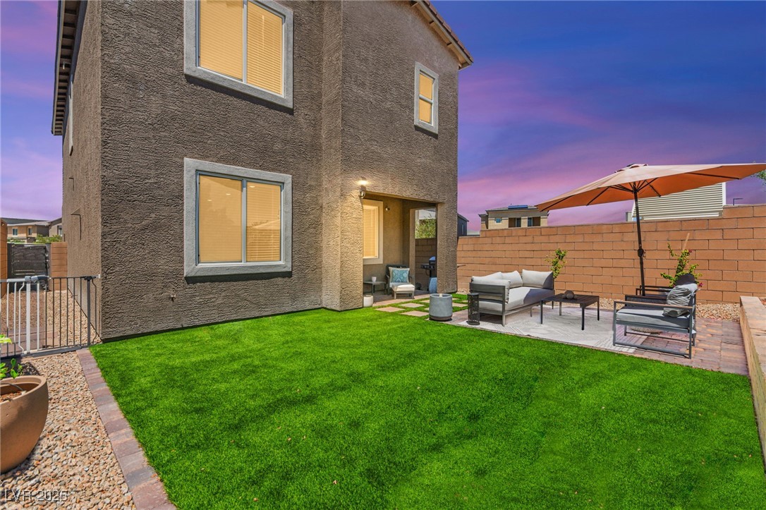 9743 Mojave Mountain Street Property Photo 8