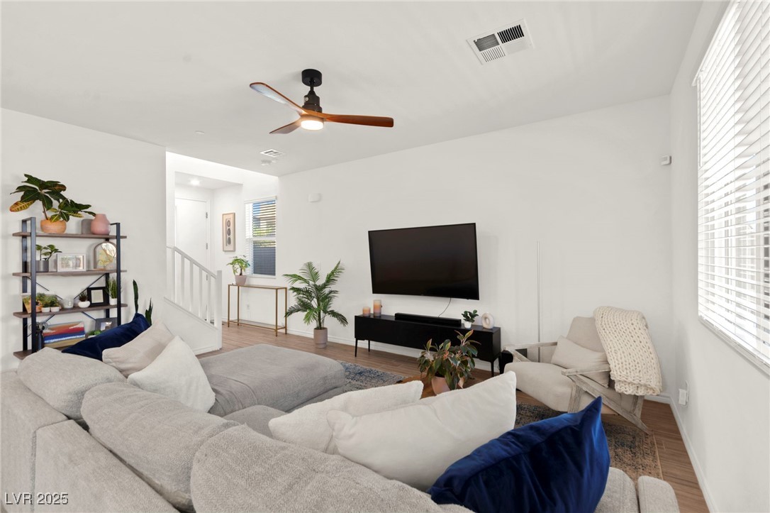 9743 Mojave Mountain Street Property Photo 15