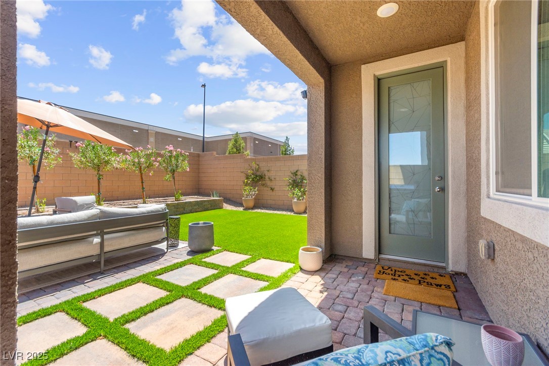 9743 Mojave Mountain Street Property Photo 48