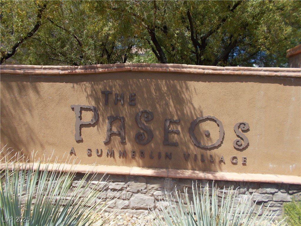 11832 Arenoso Drive Property Photo 1
