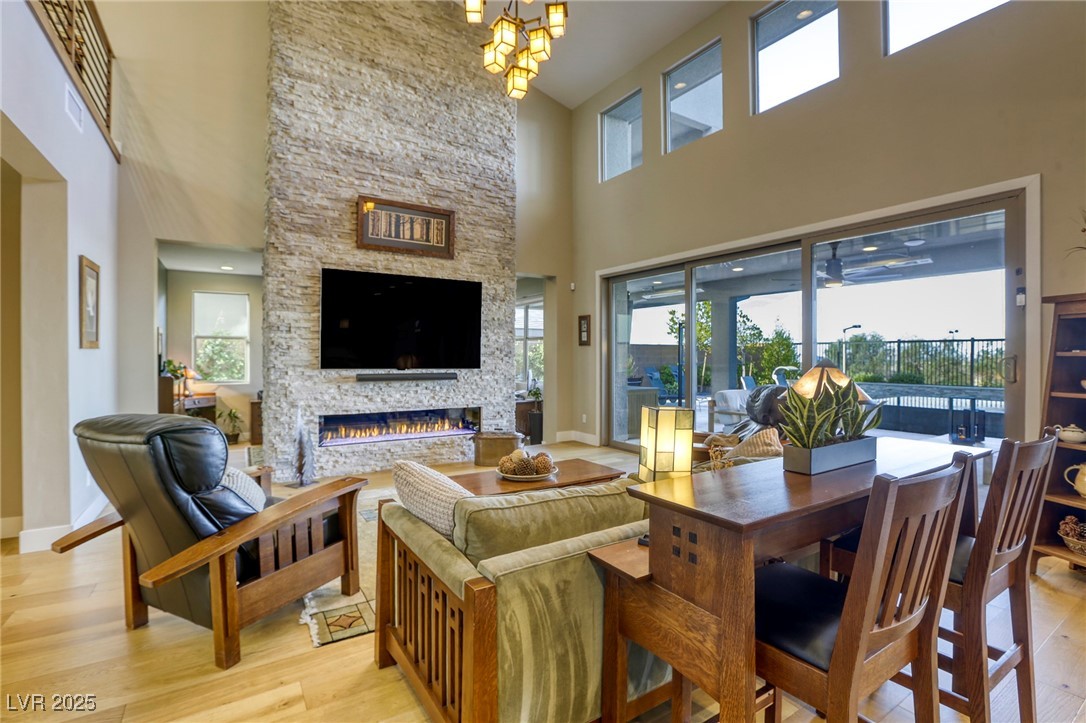 6570 Aurora View Street Property Photo 6