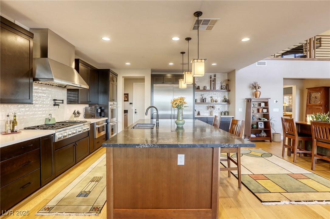 6570 Aurora View Street Property Photo 7