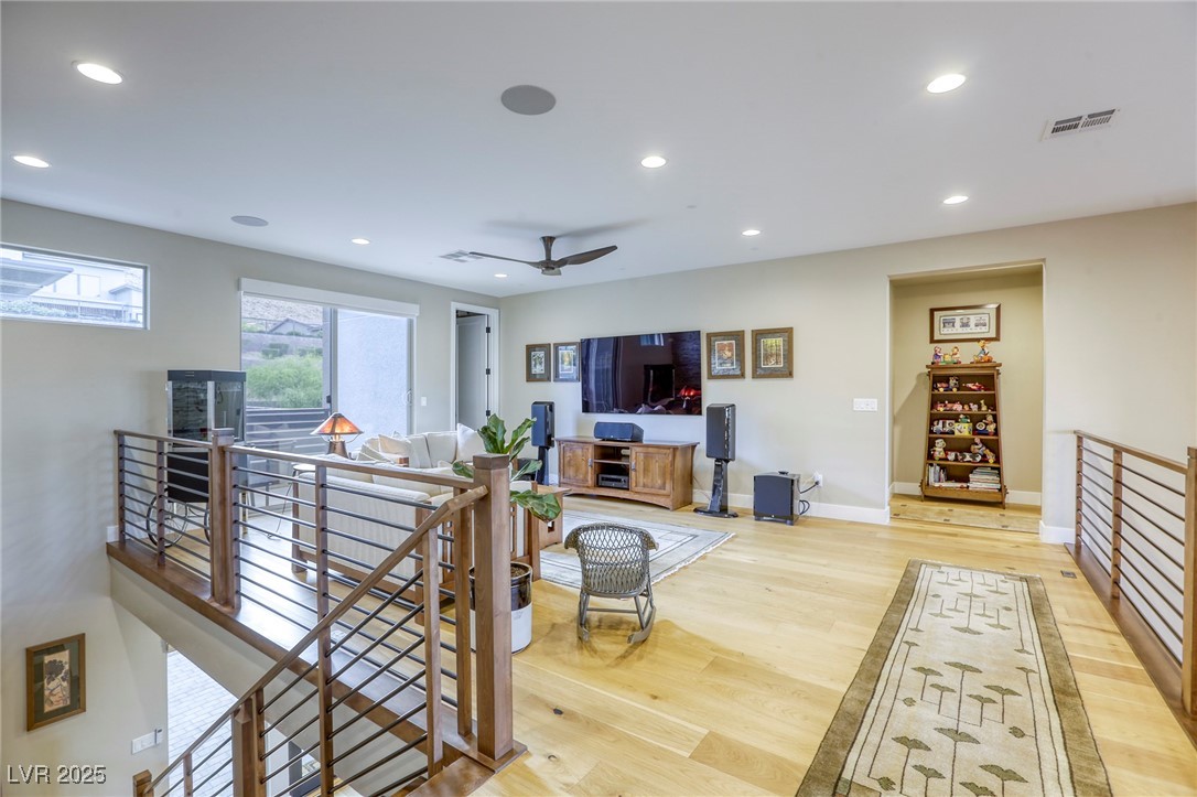 6570 Aurora View Street Property Photo 46