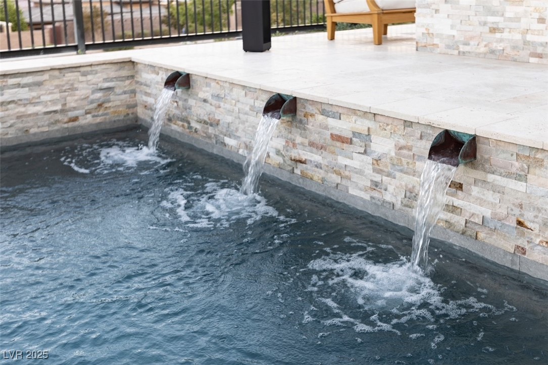 6570 Aurora View Street Property Photo 57