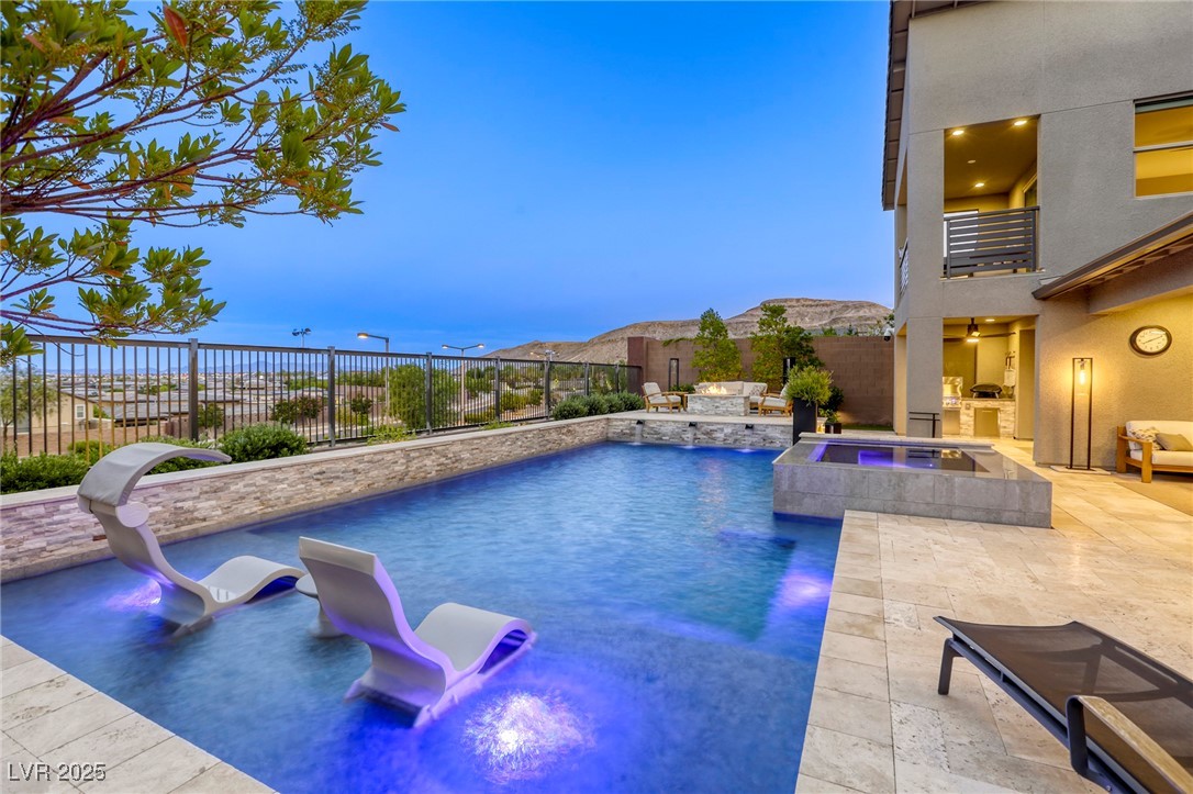 6570 Aurora View Street Property Photo 63