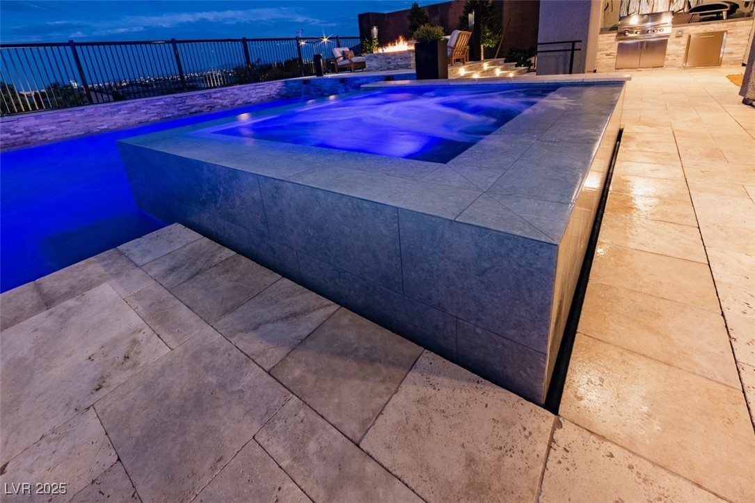 6570 Aurora View Street Property Photo 69