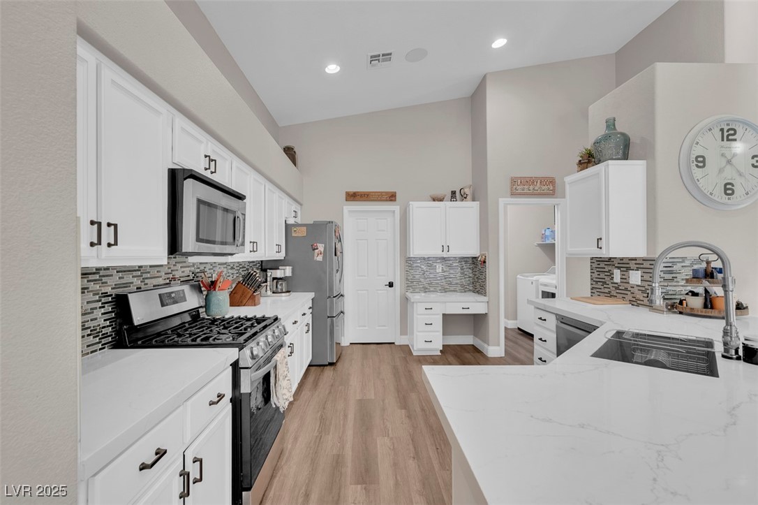 6245 Galileo Drive Property Photo 16