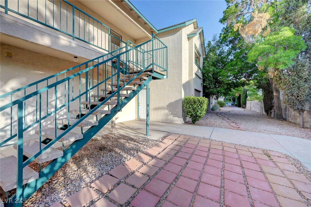 5161 Lindell Road 206 Property Photo 4