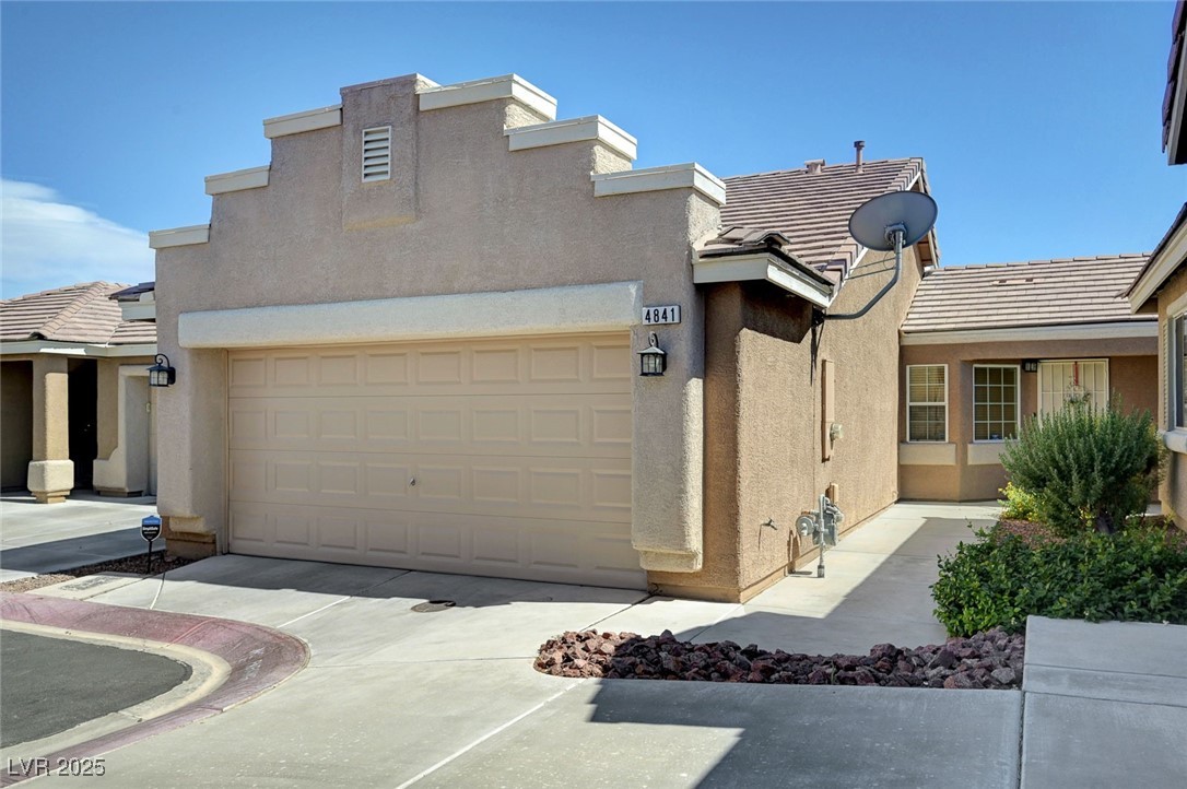 4841 Raw Umber Court Property Photo 2