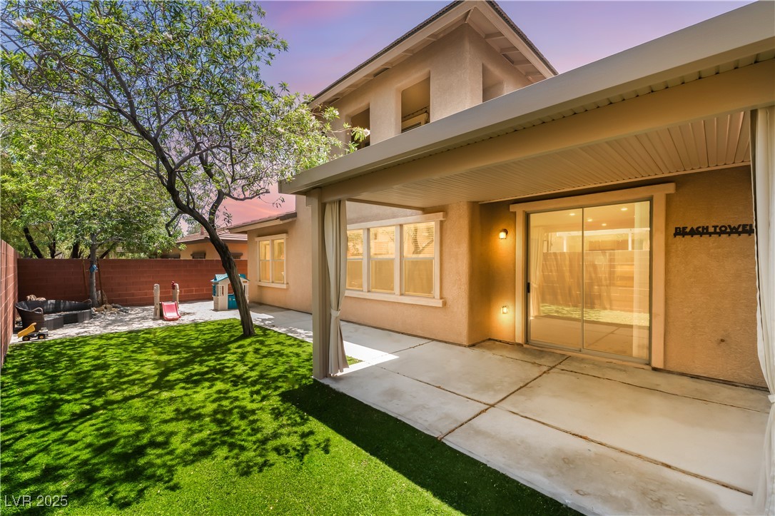 5568 Table Top Lane Property Photo 44