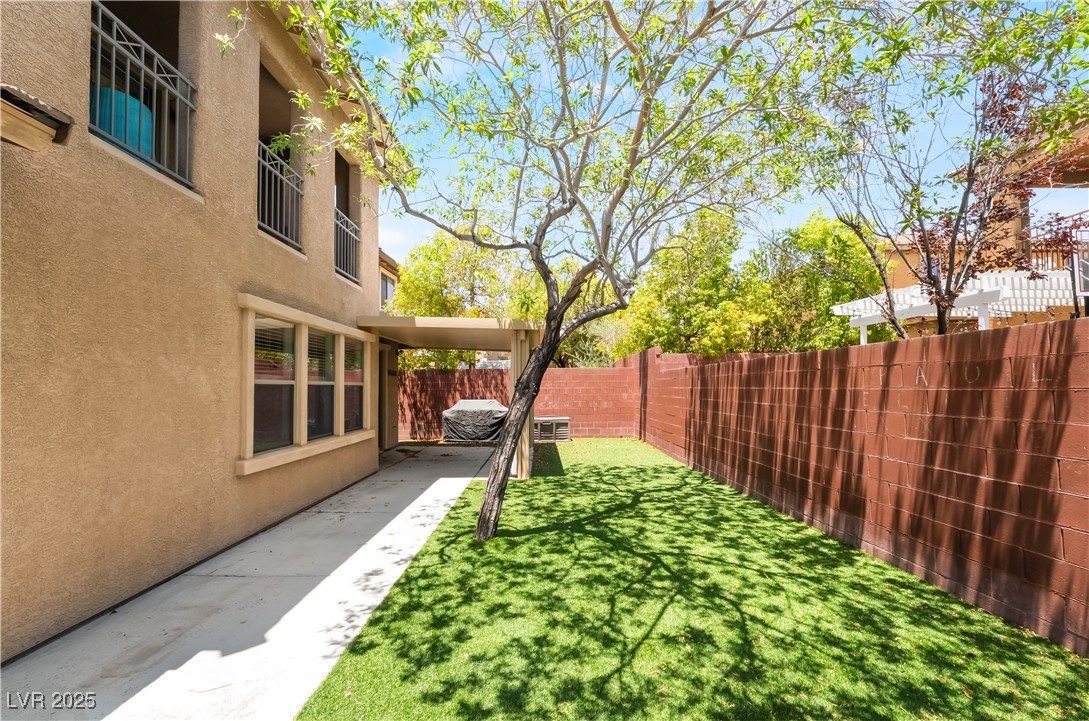 5568 Table Top Lane Property Photo 46
