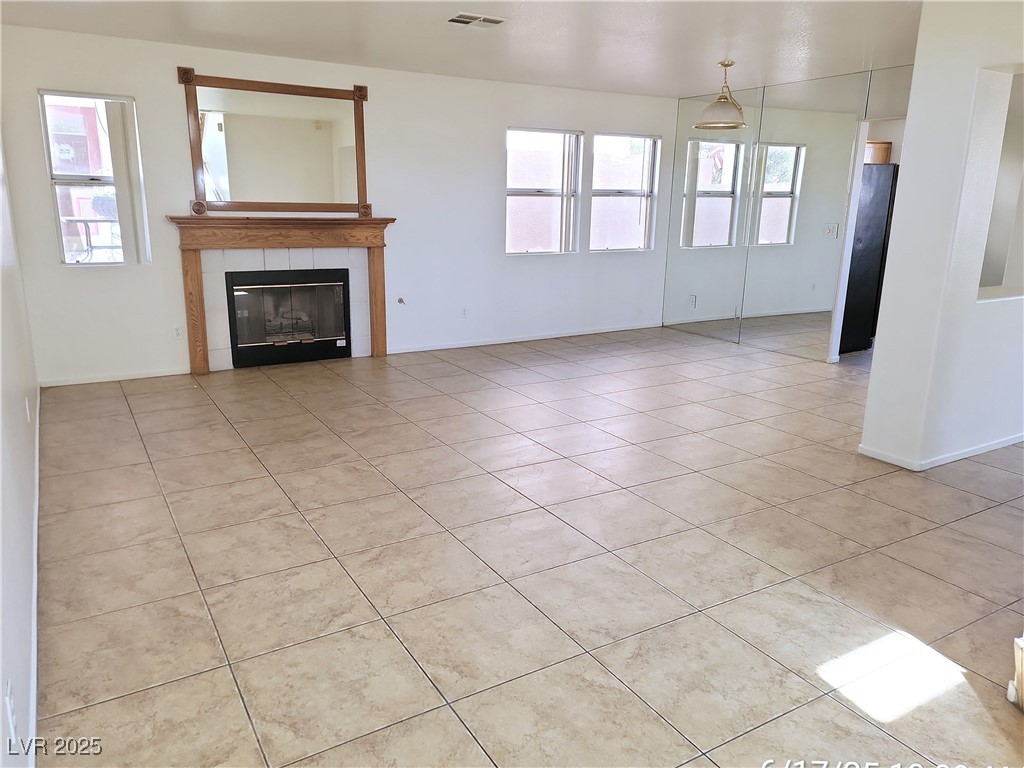 9162 Green Frost Drive Property Photo 3