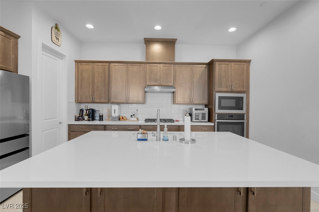 369 Old Erie Place Property Photo 13