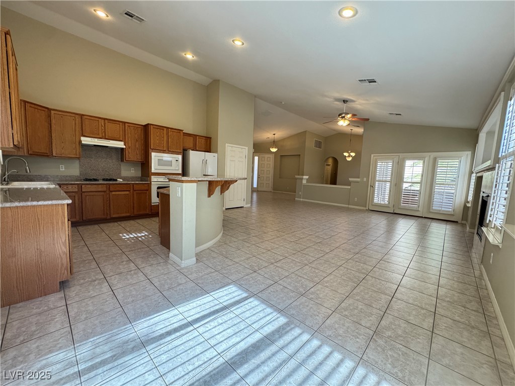 11270 Tenza Court Property Photo 8