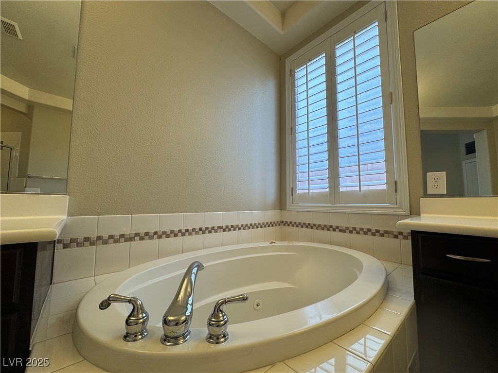 11270 Tenza Court Property Photo 18