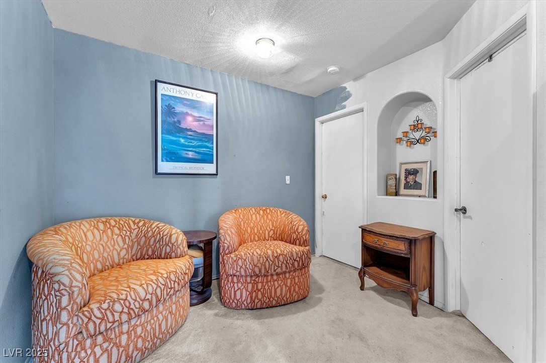 5612 Royal Castle Lane Property Photo 16