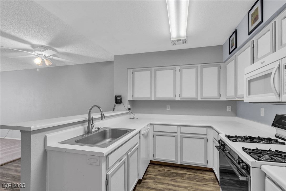 2124 Willowbury Drive D Property Photo 10