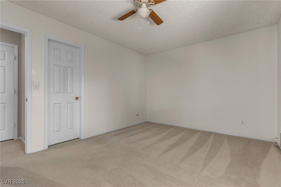 2124 Willowbury Drive D Property Photo 15