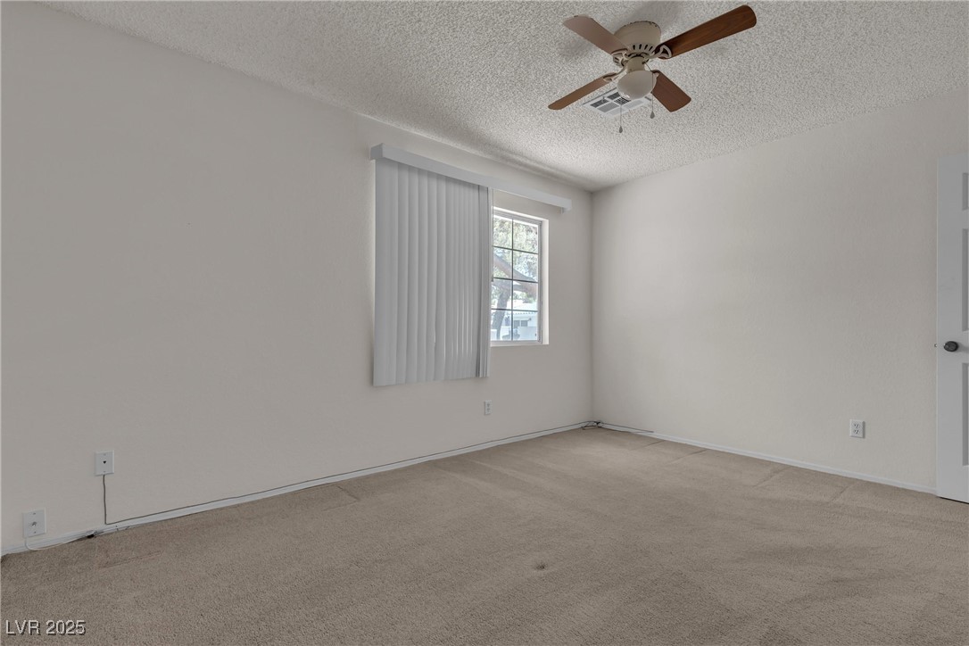 2124 Willowbury Drive D Property Photo 17