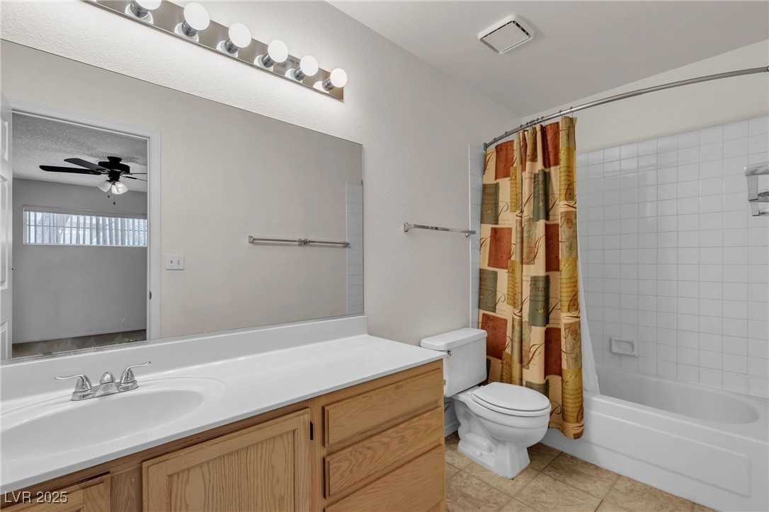 2124 Willowbury Drive D Property Photo 23