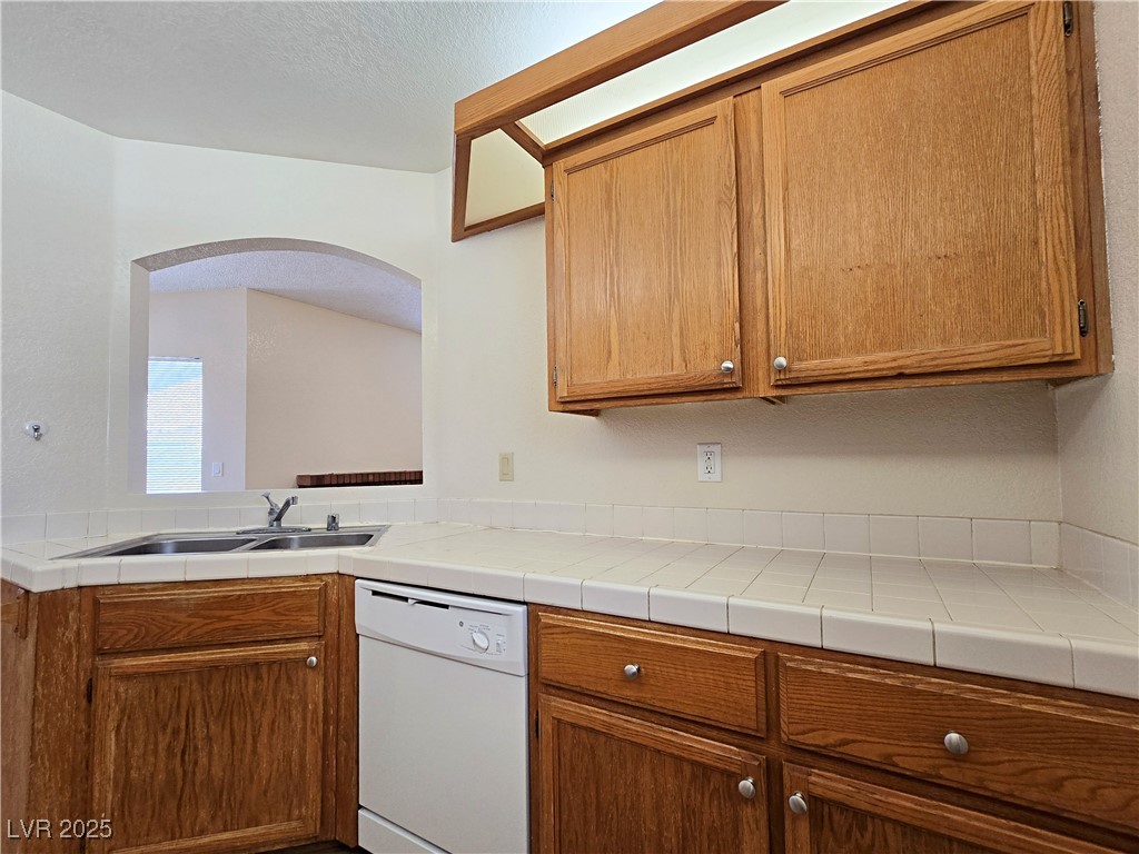 761 Butternut Court Property Photo 11