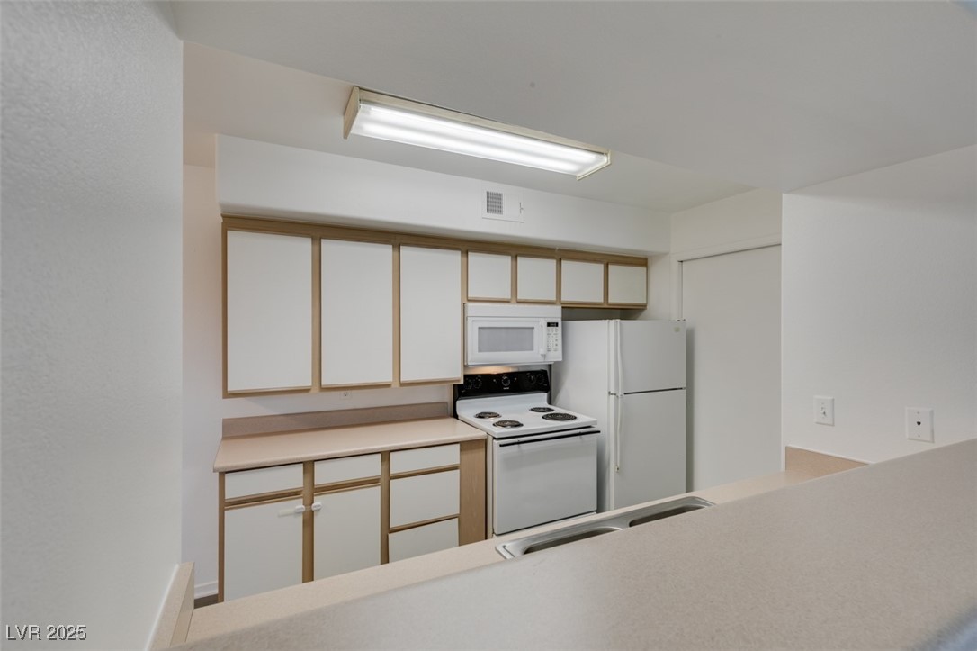 2300 East Silverado Ranch Boulevard 1070 Property Photo 26