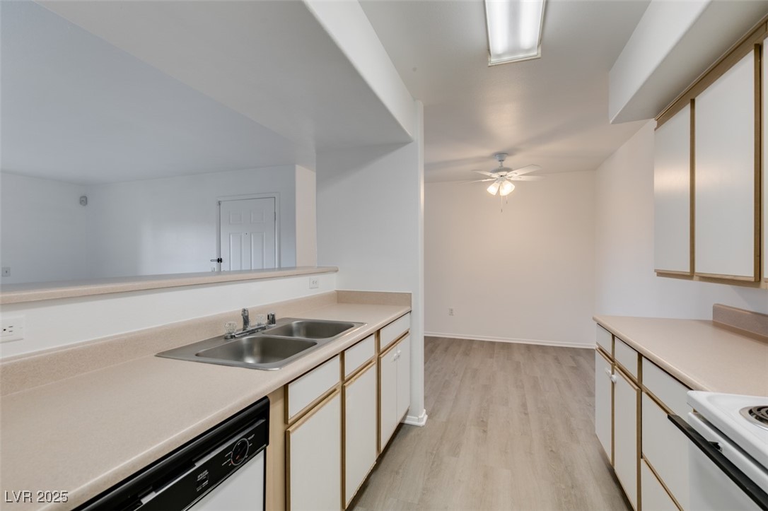 2300 East Silverado Ranch Boulevard 1070 Property Photo 32