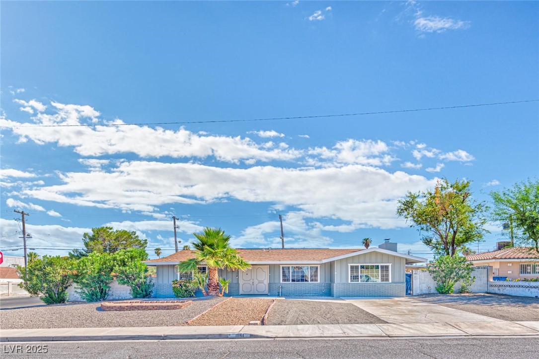 1861 Sombrero Drive Property Photo 1