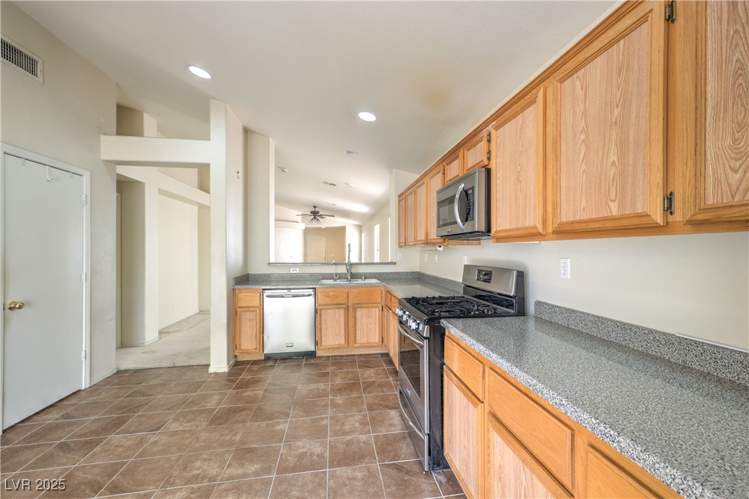 3640 Shanagolden Street Property Photo 13