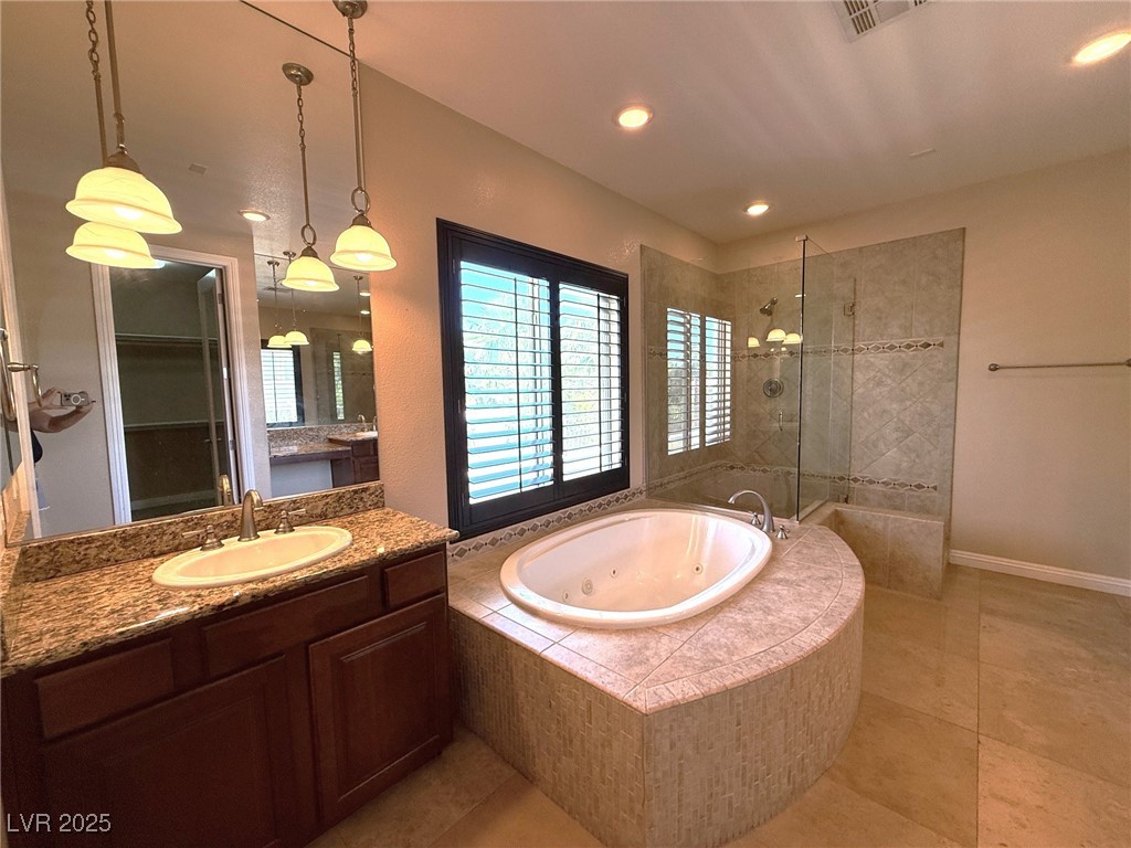 585 Via Alhambra Property Photo 10