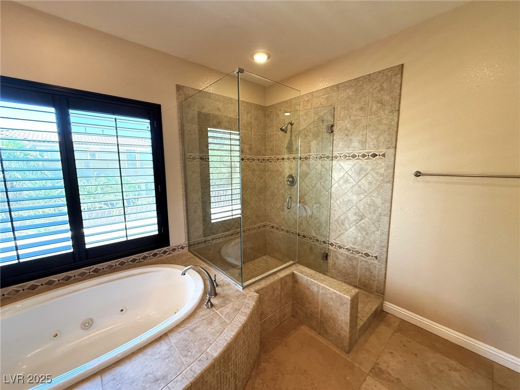 585 Via Alhambra Property Photo 11