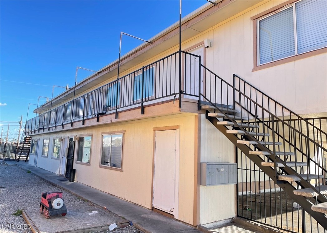 1709 Fairfield Avenue D Property Photo 1