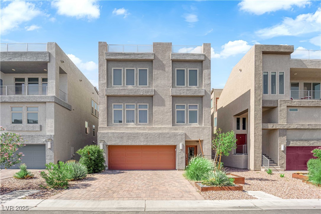8072 Haywood Estate Avenue Property Photo 1