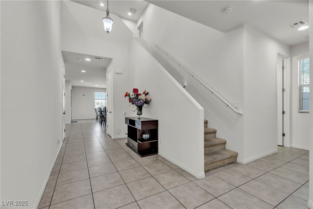 6370 Ava Ridge Avenue Property Photo 5