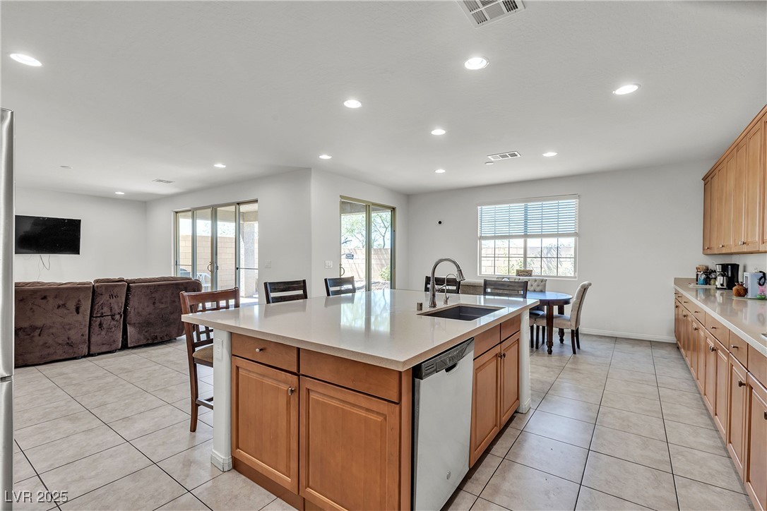 6370 Ava Ridge Avenue Property Photo 11