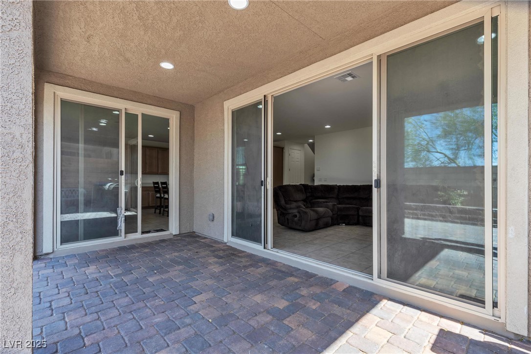 6370 Ava Ridge Avenue Property Photo 17