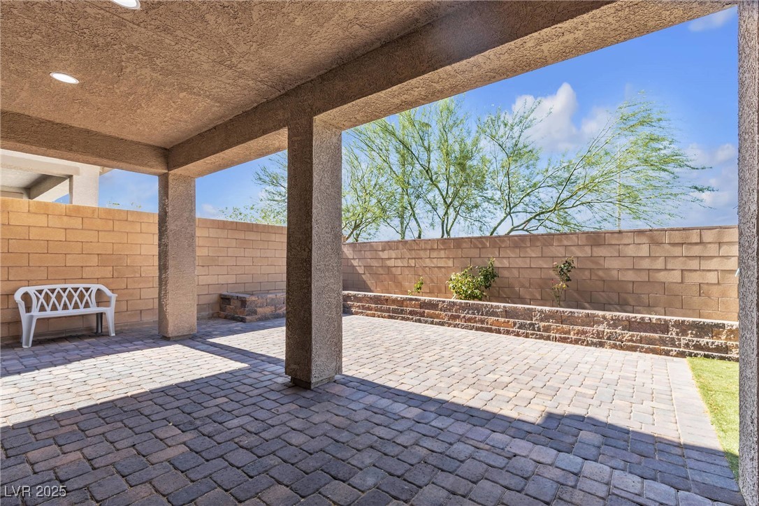 6370 Ava Ridge Avenue Property Photo 18