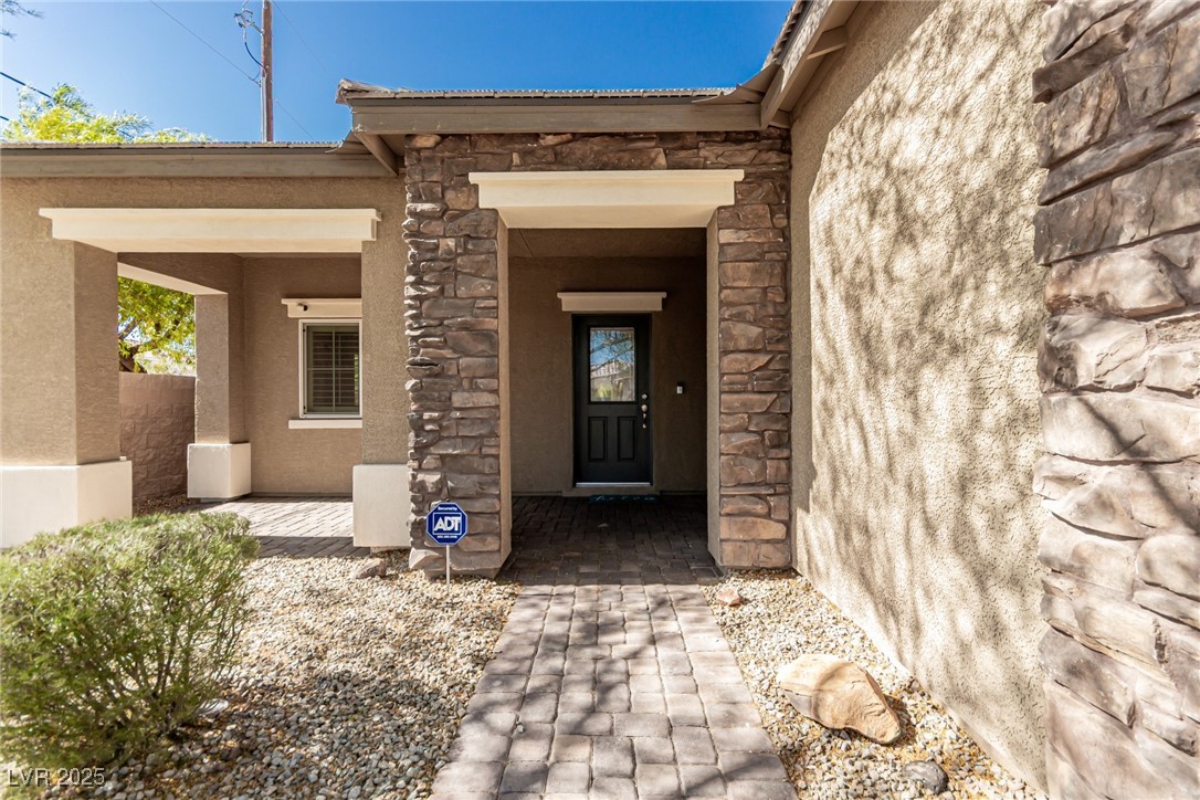 1304 Fantastic Court Property Photo 7