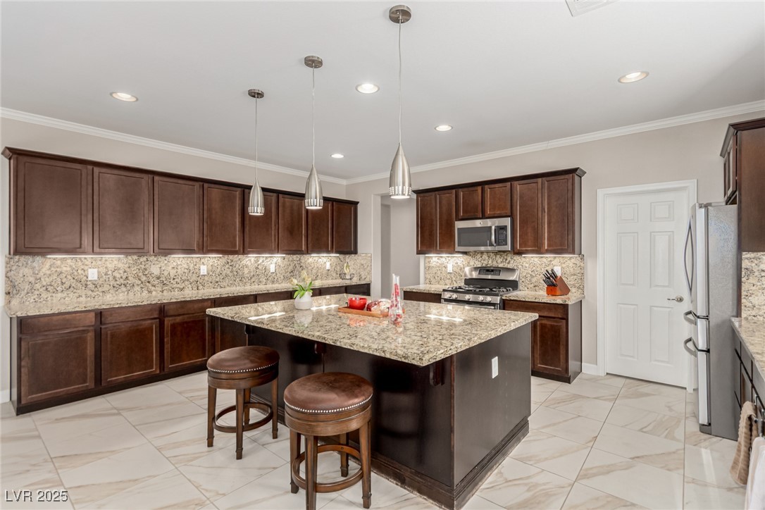 1304 Fantastic Court Property Photo 19