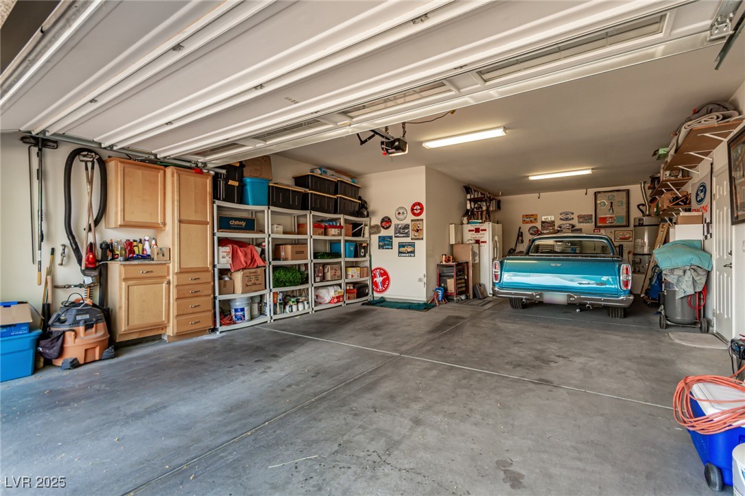 1304 Fantastic Court Property Photo 41