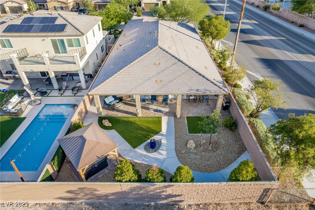 1304 Fantastic Court Property Photo 48