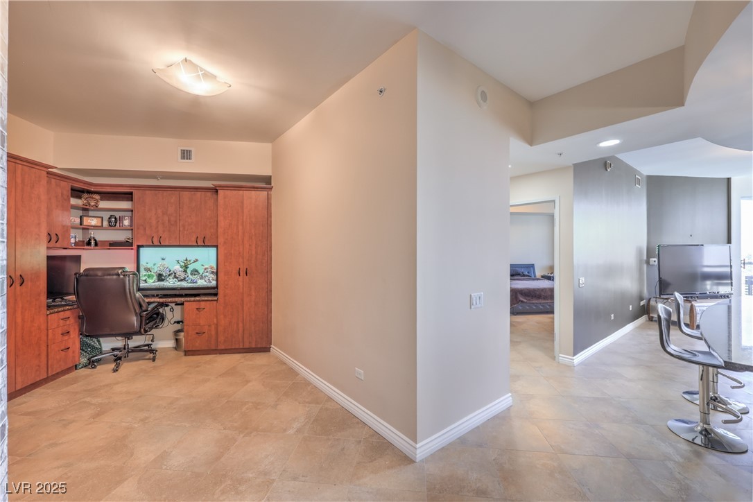 200 West Sahara Avenue 2210 Property Photo 7