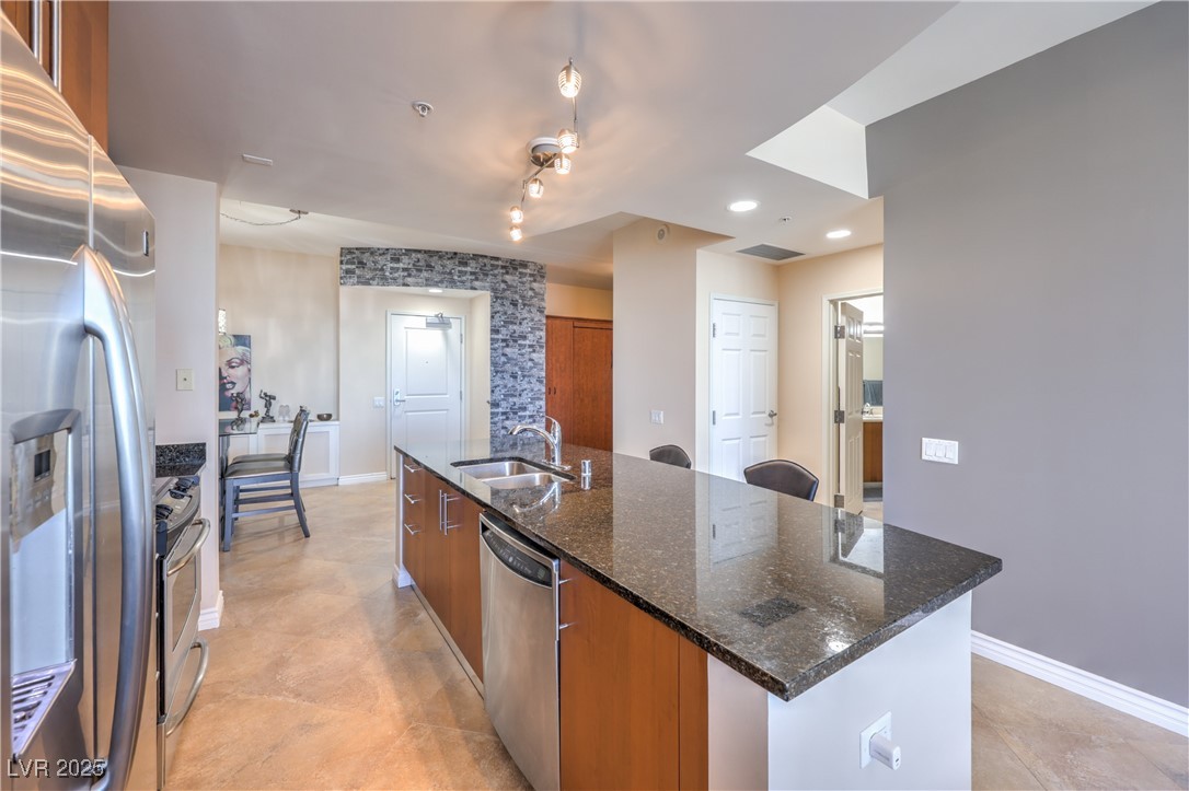 200 West Sahara Avenue 2210 Property Photo 18