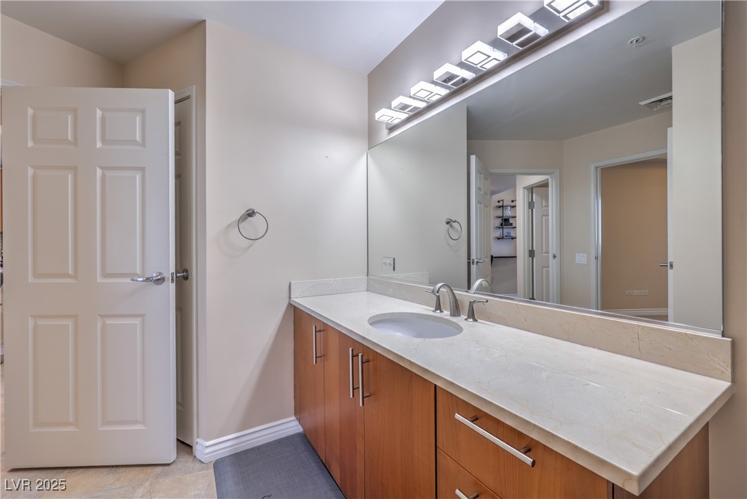 200 West Sahara Avenue 2210 Property Photo 26