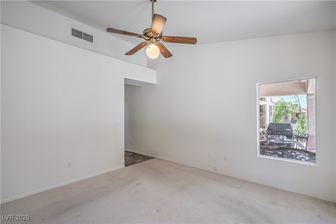 2413 Rockford Street Property Photo 10