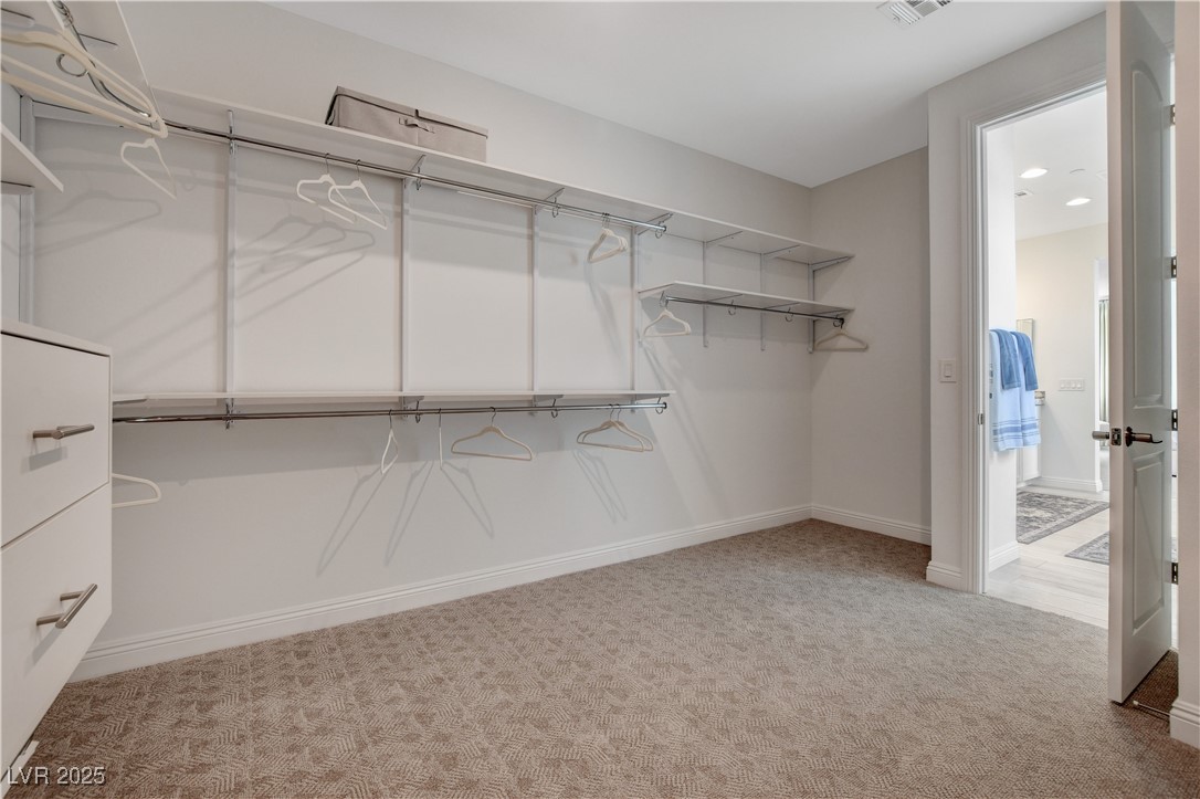 1075 North Water Street Property Photo 49