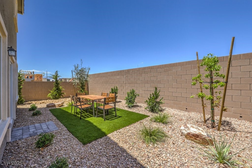 2625 Begonia Falls Avenue 84 Property Photo 43